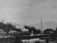 
A train on the tramway approaching Osborne Forge,© Photo courtesy of Steve Wells