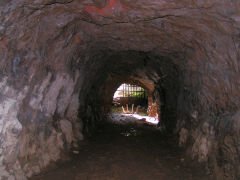 
Darren Quarry stone tunnel, December 2008