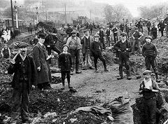 
Risca Blackvein Colliery, Striking colliers during the National Coal Strike of 1912