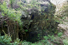 
Thornes Quarry old workings, Brynawel, May 2014