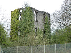 
Bryngwyn Colliery engine house, April 2012