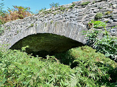 
Pont-y-dderwen Bridge, the last surviving canal bridge, Cefn Glas, March 2013