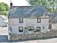 
Quakers Yard tollhouse beside tramroad, September 2012