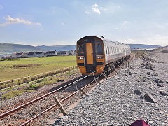 
'158 824' near Broadwater, Towyn, October 2024