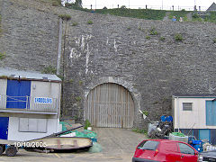 
Newquay harbour  tunnel, October 2005