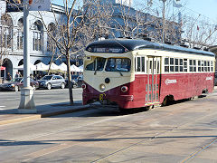 
1007 in Philadelphia livery<br>at Fishermans Wharf, San Fransisco, January 2013