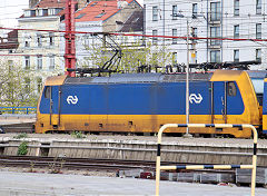 
NS '186 009' at Brussels Midi Station, May 2022April 2003