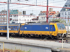 
NS '186 010' at Brussels Midi Station, May 2022April 2003