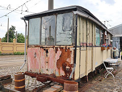 
Leipzig Museum tram '285' from 1907, ex sand car '5671' and garden shed, May 2024