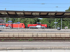 
'1002 042' hybrid at Bremen, Germany, May 2024