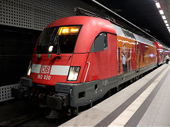 
'182 020' at Berlin Hbf, Germany, September 2024