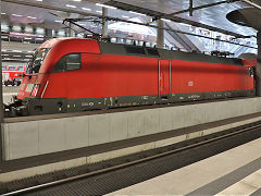 
'182 021' at Berlin Hbf, Germany, September 2024