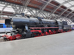 
'52 5448' at Leipzig, May 2024