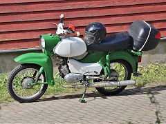 
A DDR Simson motorbike in use at Lauterbach Mole, September 2024