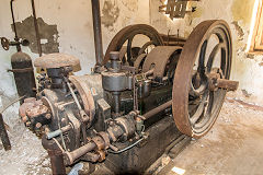 
The Blackstone ropeway engine, Naxos, October 2015
