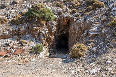 
Level 7 below the Lionas road. Naxos, October 2015