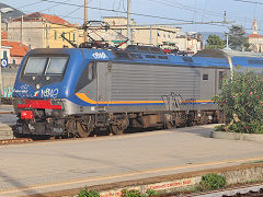 
'E464 485' at Sestri Levante, October 2022