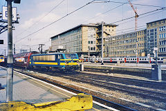 
SNCB '2122' at Brussels Midi, Belgium, September 2002