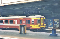 
SNCB '254' at Brussels Midi, Belgium, September 2002