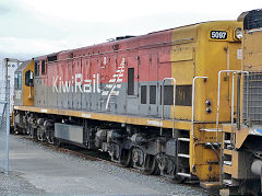 
DXB 5097 at Stratford station, Taranaki, January 2013
